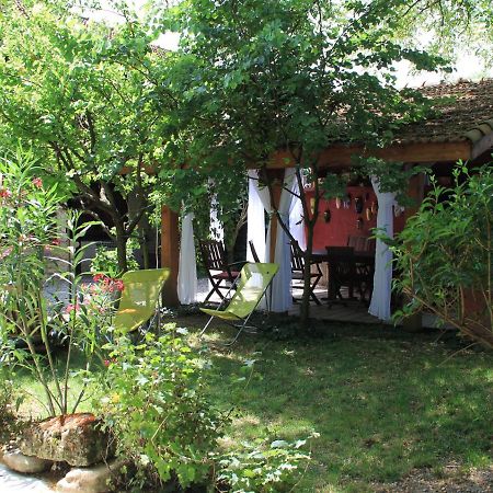 Bed and Breakfast Les Pascals Saint-Paul-lès-Romans Exterior foto