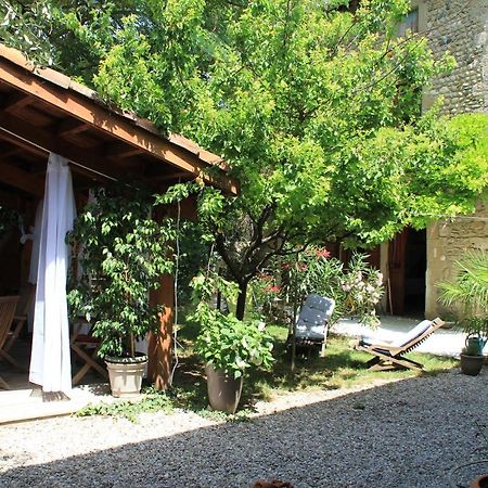 Bed and Breakfast Les Pascals Saint-Paul-lès-Romans Exterior foto